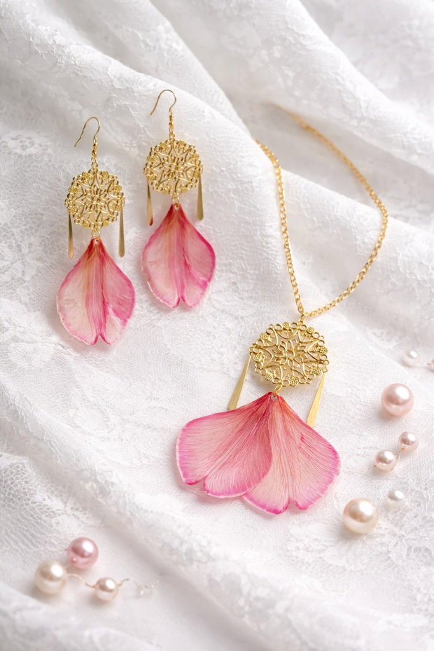 Cercei handmade din lalele naturale 01849