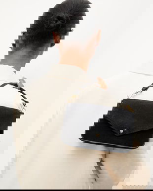 Answear.LAB geantă de mână din piele întoarsă