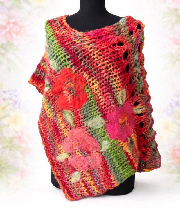Poncho cu flori de lana merinos