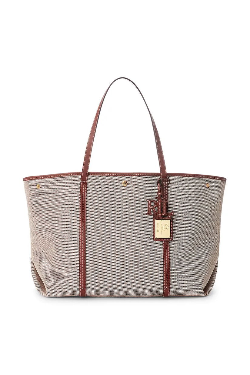 Lauren Ralph Lauren poseta