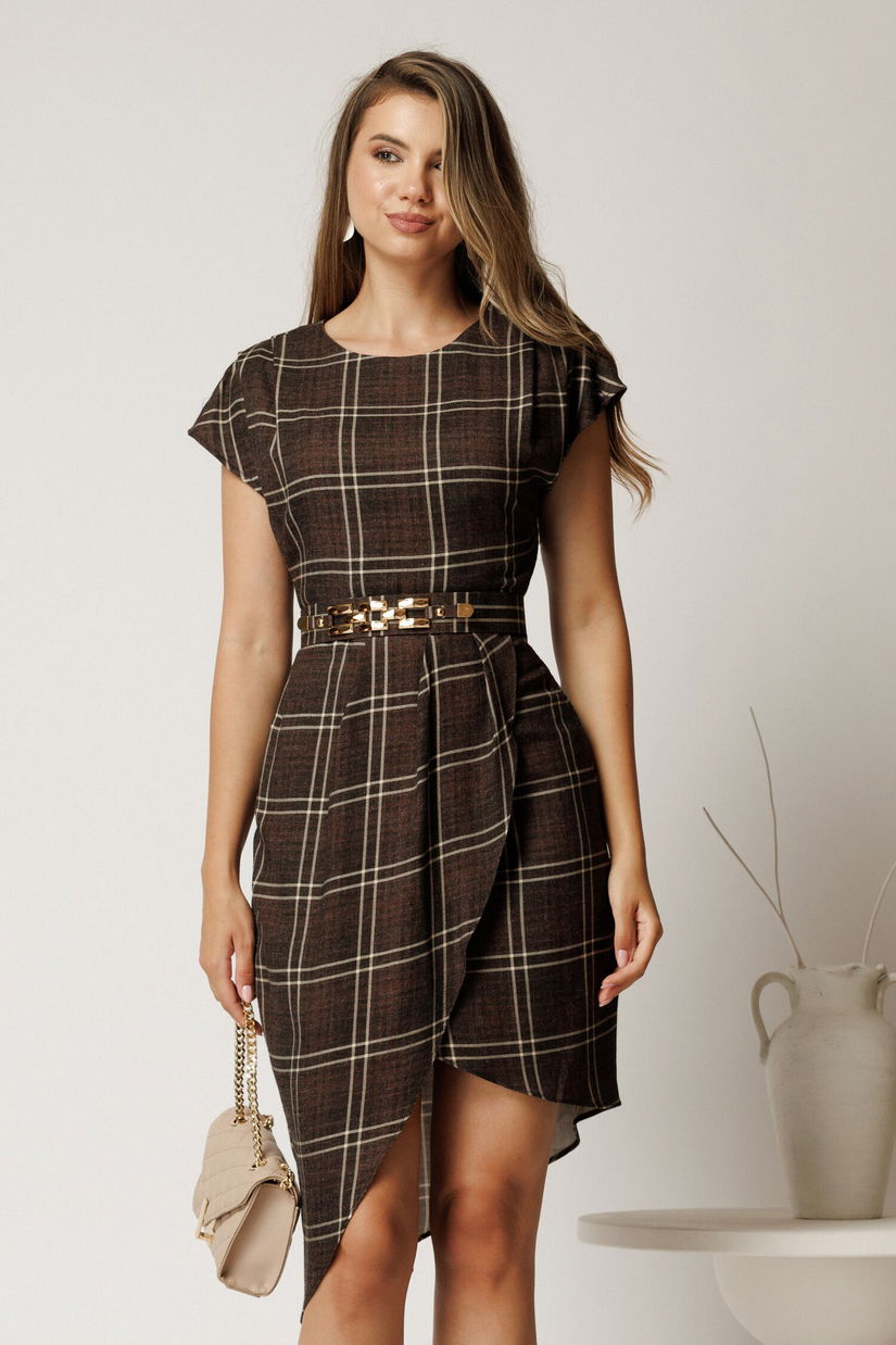 Rochie midi maro din jerse cu carouri si curea in talie