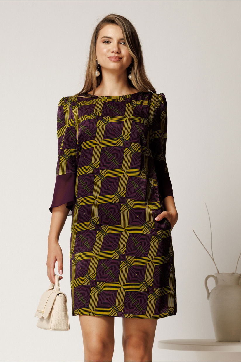 Rochie scurta mov din voal cu imprimeu lime si croi cambrat