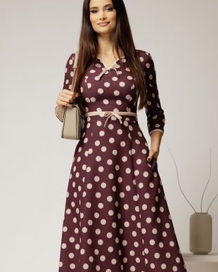 Rochie DY Fashion bordo cu buline cu decupaj si funda la decolteu