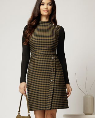 Rochie scurta in carouri kaki cu nasturi pe fusta