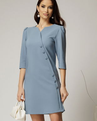 Rochie scurta bleu cu nasturi decorativi si croi cambrat