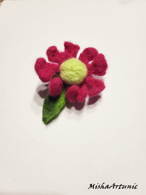 Brosa - Floare impaslita