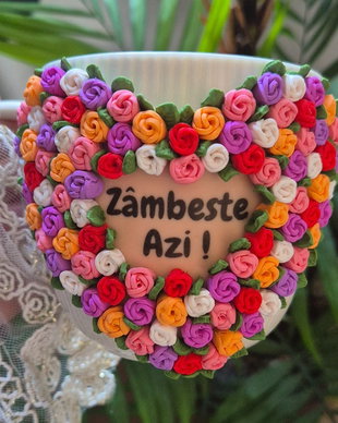 Căni cu decor din lut polimeric