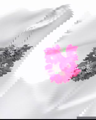 Cercei handmade, lungi cu flori ciclam (cod1393)