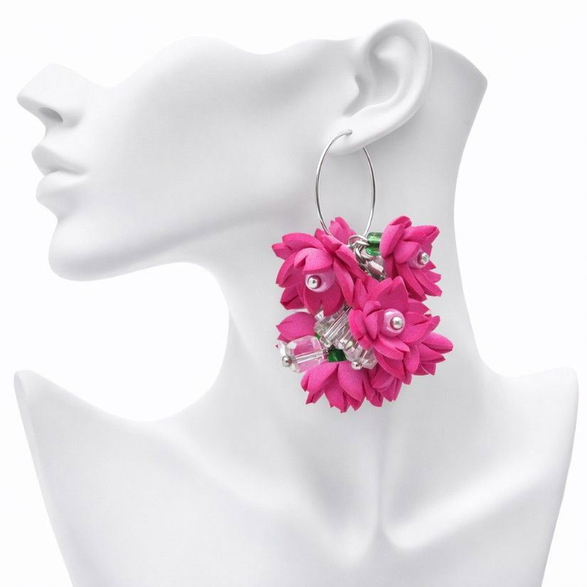 Cercei handmade, lungi cu flori ciclam (cod1393)