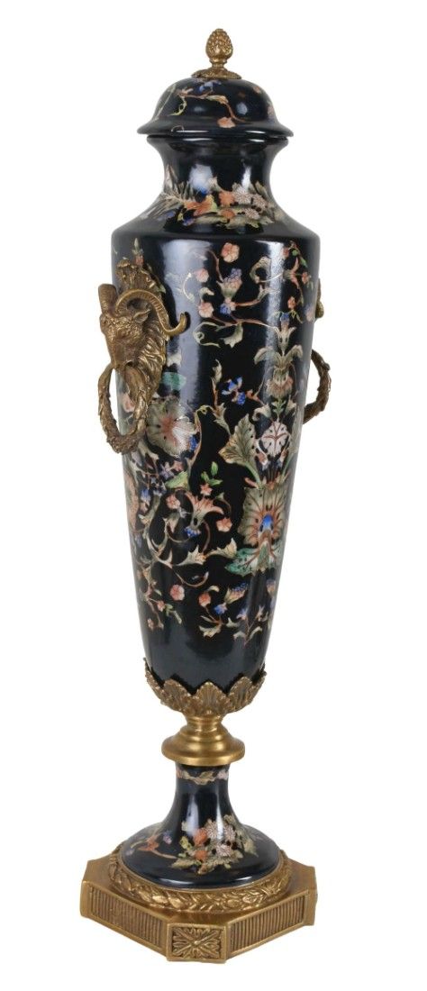 Amfora Craqulle din portelan cu capete de berbec