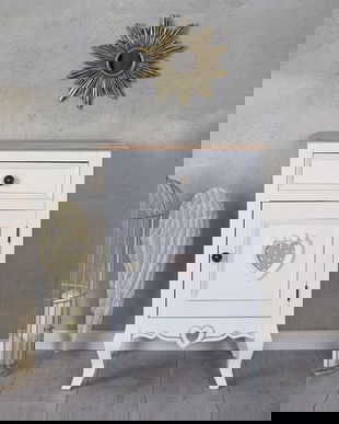 Noptiera inimioara din lemn masiv