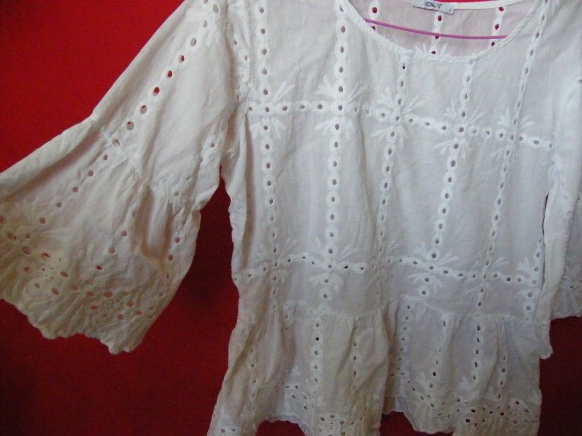 Bluza dantela brodata  mar.S