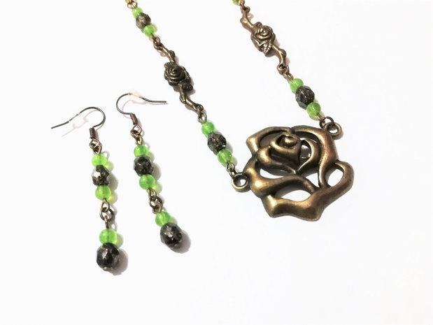 Set bijuterii stil vintage, colier si cercei - Vintage Roses