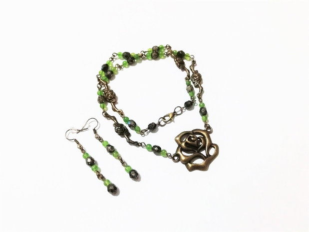 Set bijuterii stil vintage, colier si cercei - Vintage Roses
