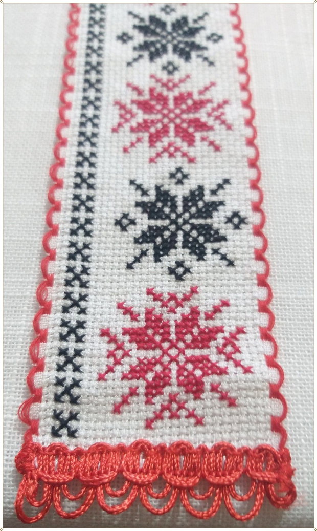 SEMN DE CARTE CUSUT CU MOTIV POPULAR-FRUNZULITE