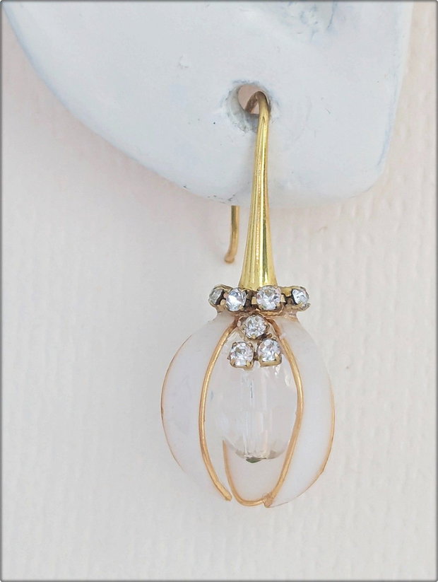 CERCEI GHIOCEI STILIZAȚI din sârmă aurie bijuterii handmade delicate, inspirație florală