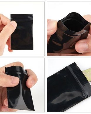 Pungi ziplock negre