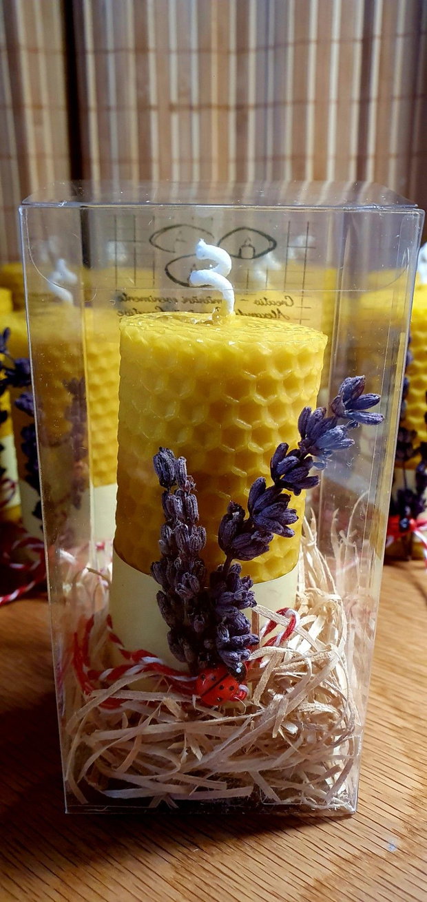 Mărțișoare-lumânări