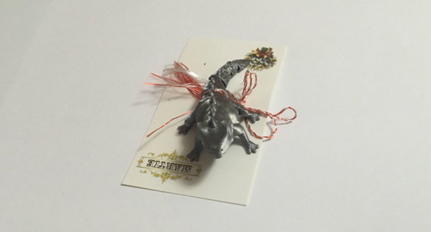 Iguana Urbana -Accesoriu,Mărțișor, Pin & Broșă
