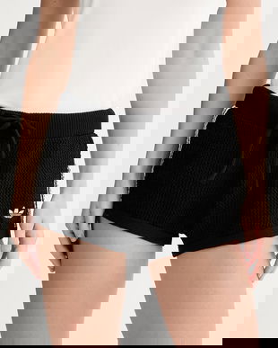 adidas Originals pantaloni scurți croșetați, pentru femei