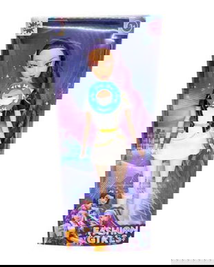 Papusa Rumi K-Pop Muzicala, 30 cm