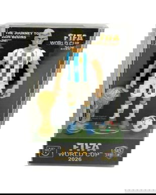 Figurina Fotbal World Cup 2026, 10 cm - Jucarie Fotbalist cu Trofeu si Minge