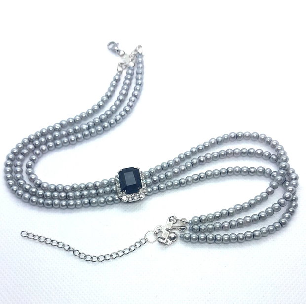 Colier tip chocker din perle de sticlă și cristal