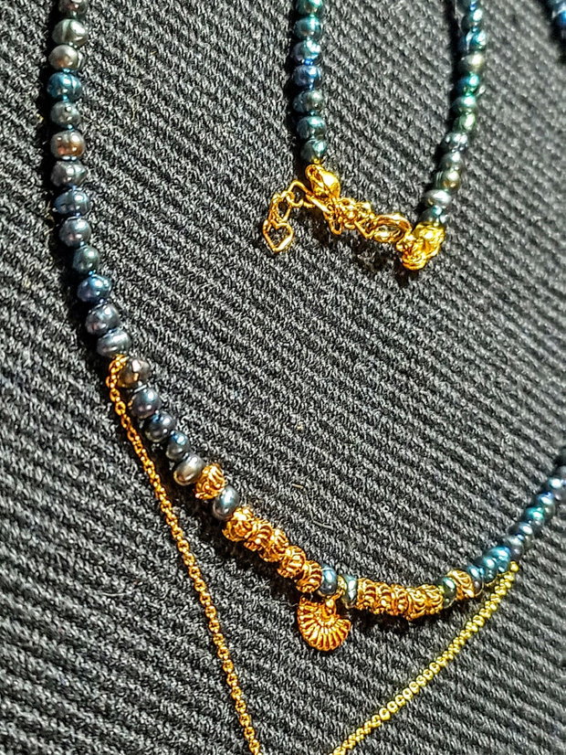 Colier argint vermeil perle naturale de cultura negre irizatii charm lant argint placat cu aur minimalist boho chic trendy