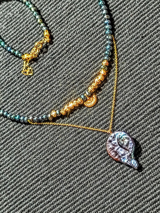 Colier argint vermeil perle naturale de cultura negre irizatii charm lant argint placat cu aur minimalist boho chic trendy