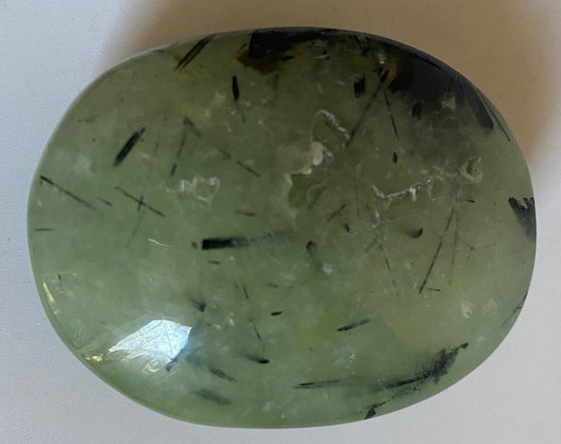 Prehnit - Palm Stone din piatra semipretioasa