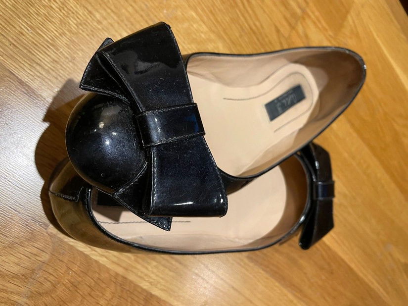 Balerini Cristhelen B. din Piele Lacuita