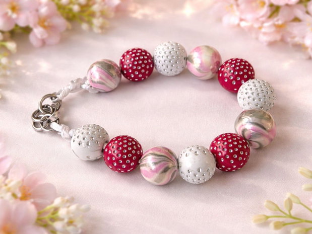 Spring Berry - Brățară handmade roșu, roz și alb cu mărgele decorative | Oțel inoxidabil | Mărimi copii și adulți