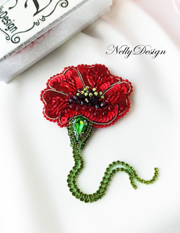 Mac - Brosa broderie manuala