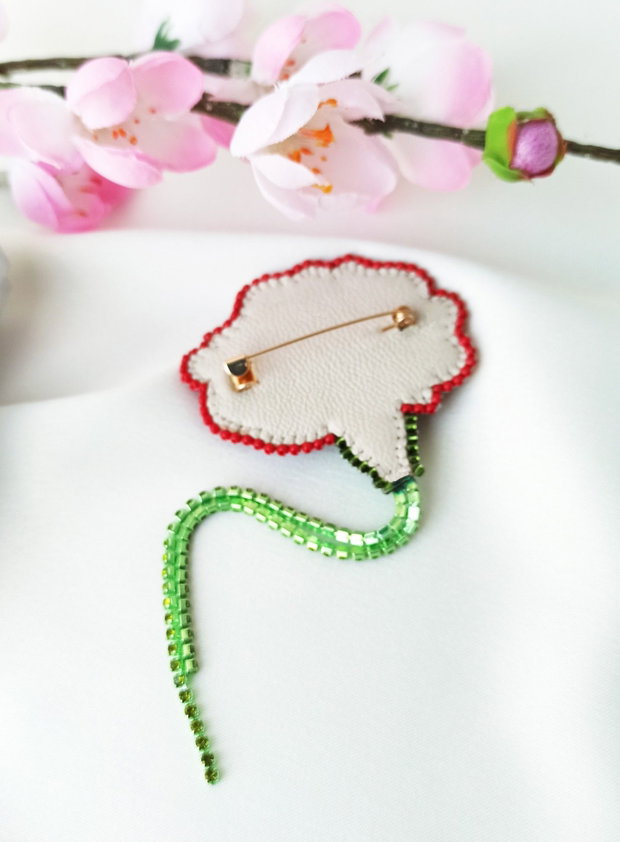 Mac - Brosa broderie manuala