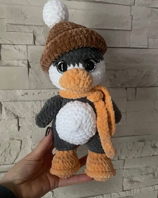 Jucărie croșetă Pingu