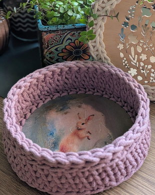 Cos decorativ handmade "Tărâmul croșetat al Yarei"