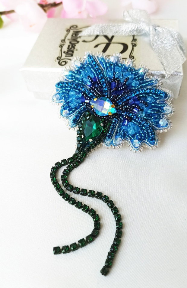 "Albastrea" - Brosa broderie manuala