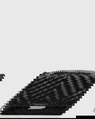 Armani Exchange poseta