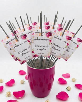 Etichete pentru artificii de tort  model floral romantic magenta
