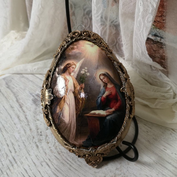 Ou decorat manual, tematica religioasa - cadou pentru Paste