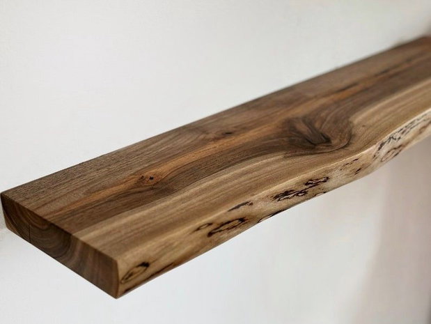 Poliță din lemn masiv de nuc cu prindere invizibilă - raft flotant premium - ATP Wood