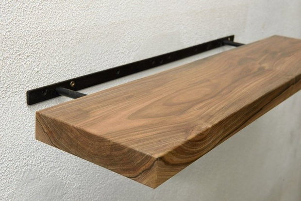 Poliță din lemn masiv de nuc cu prindere invizibilă - raft flotant premium - ATP Wood