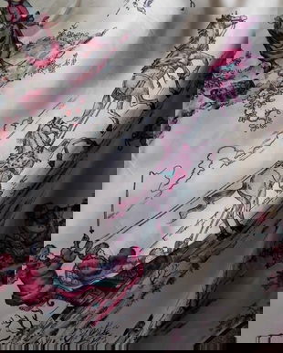 Esarfa matase cu print din povesti