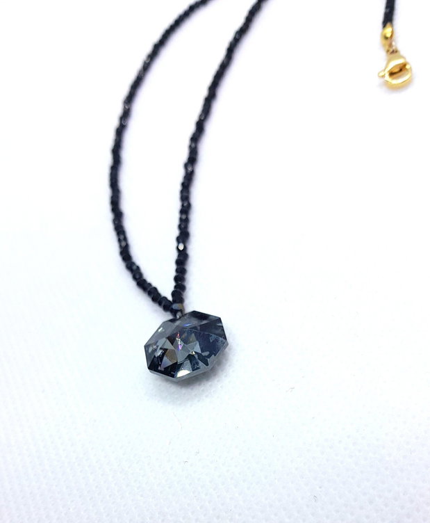 Colier cu pandativ Swarovski