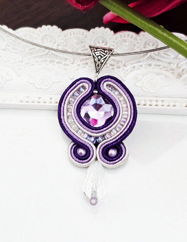 Pandantiv soutache mov-lila