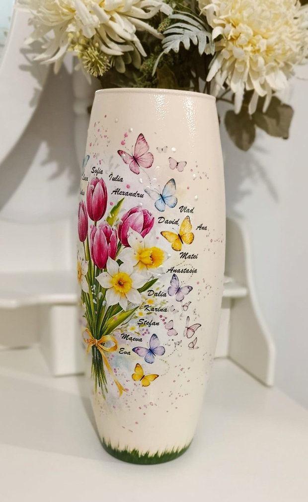 Vază personalizată cu lalele și narcise cadou pentru învățătoare
