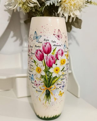 Vază personalizată cu lalele și narcise  cadou pentru învățătoare