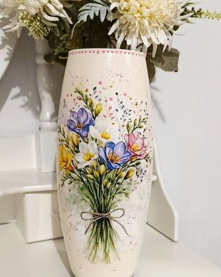 Vază personalizată cu flori  cadou pentru mama