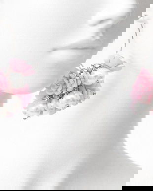 Cercei handmade cu flori roz si perle (cod1402)