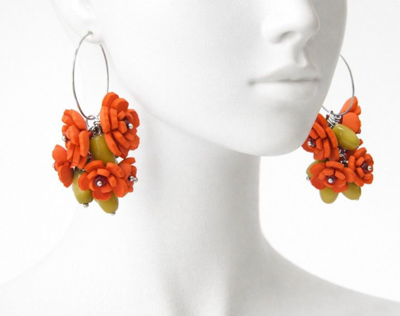 Cercei handmade cu flori rosii (cod1401)